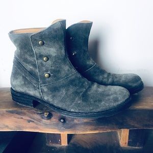 Fiorintini + Baker Suede Ankle boots